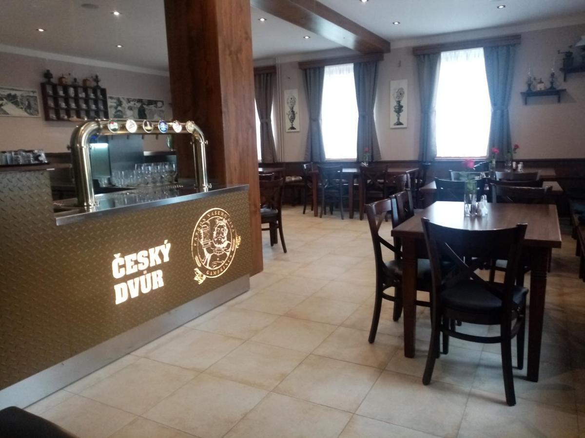 Penzion Cesky Dvur Stary Plzenec Exterior foto